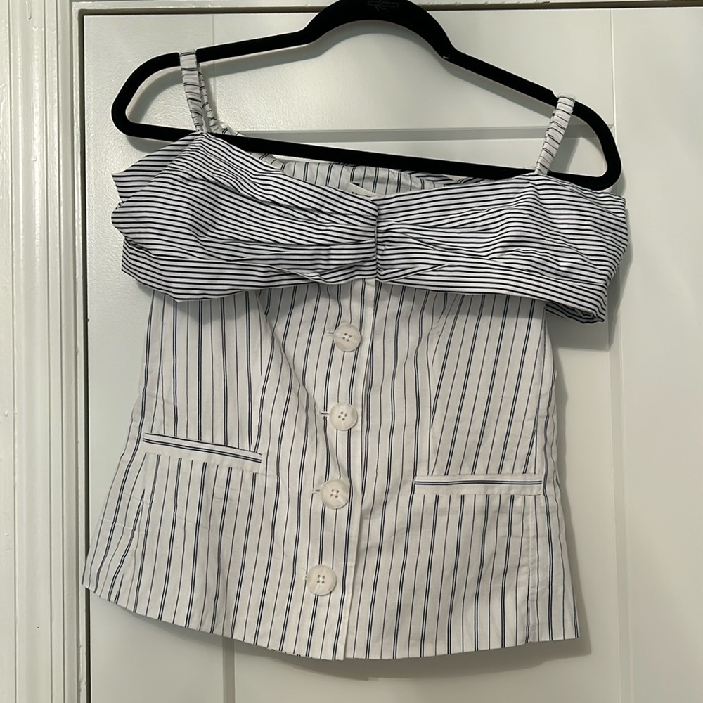 NWT Size S pin-strip off the shoulder blouse